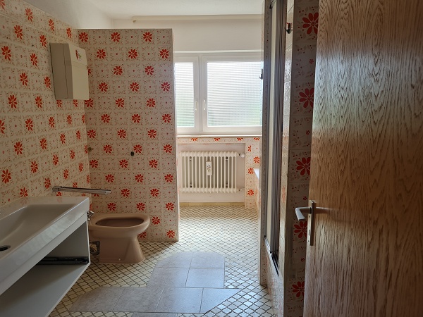 Bad EG Mehrfamilienhaus Schliengen