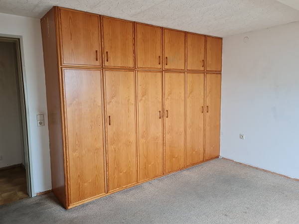 Zimmer DG Mehrfamilienhaus Schliengen