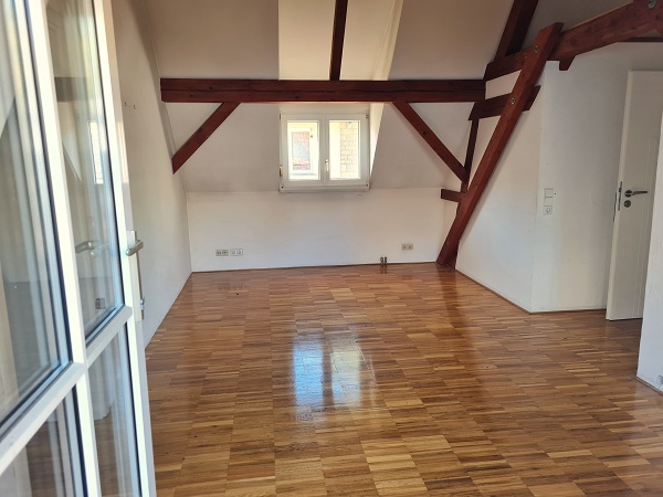 Schlafzimmer 1 - Hauptwohnung Mehrfamilienhaus M�llheim