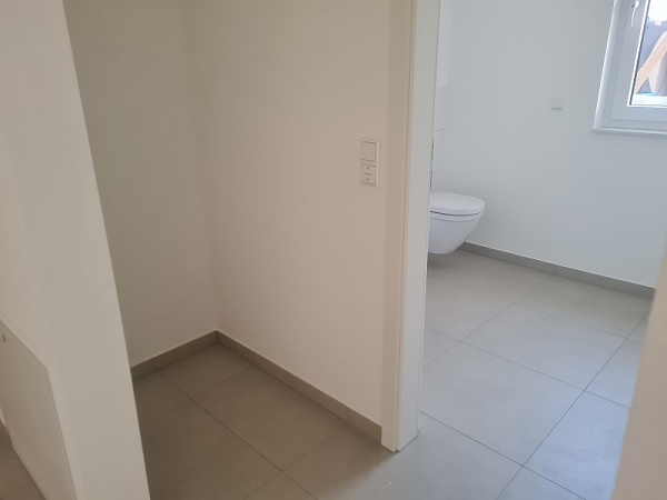 Garderobe / WC B�ro / Praxis Schallstadt